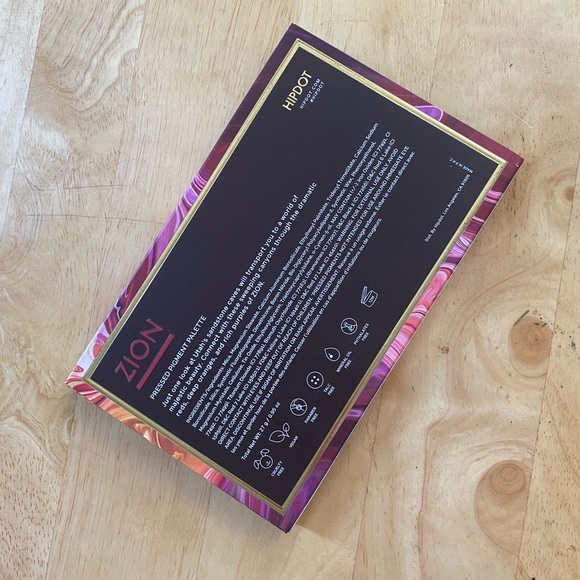 Hipdot Zion Eyeshadow Palette - Picture 3 of 4